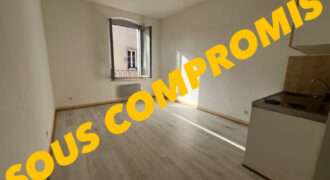 6044 – STUDIO EN BON ETAT – 24 m2 – SEMUR EN AUXOIS